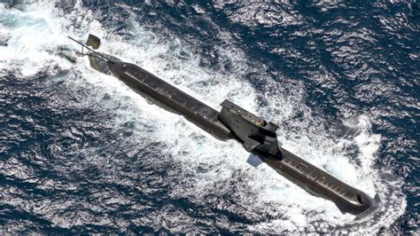 State-sponsored online spies likely to target Australian submarine program, spy agency says